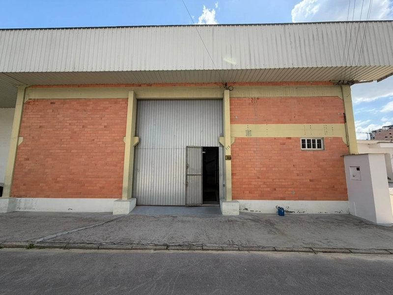 Galpão com 570m²,com mezanino para escritório a 1kmCentro-Brusque!: 19ª foto da galeria de imagens do imóvel