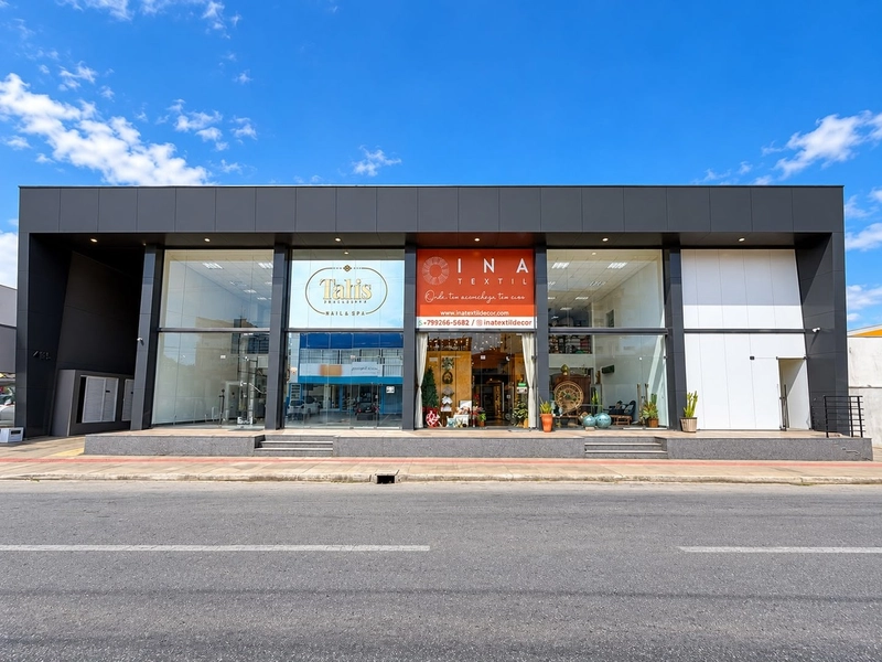 SALA COMERCIAL 120 m²com mezanino,estacionamento-Avenida Otto Renaux!: 1ª foto da galeria de imagens do imóvel