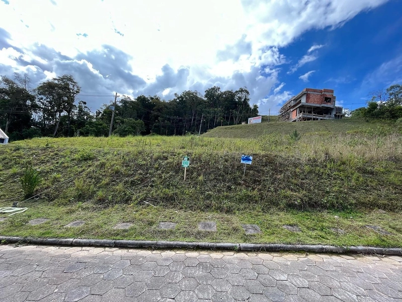 Terreno para venda no Loteamento Tulipa em Brusque-SC: 2ª foto da galeria de imagens do imóvel