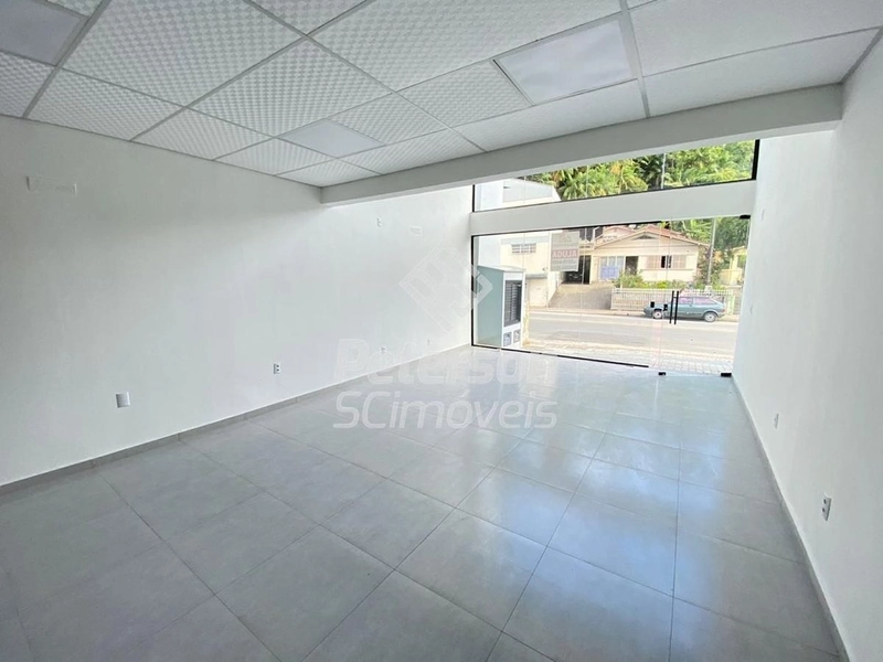 Sala comercial com 60m2 no Bairro Santa Rita em Brusque-SC: 5ª foto da galeria de imagens do imóvel