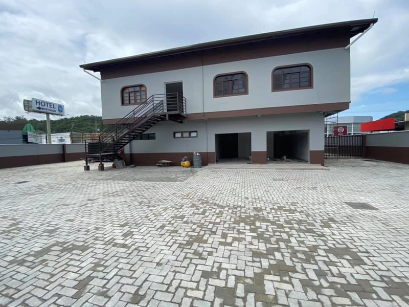 Sala Comercial no Bairro Centro II em Brusque para Locação: 5ª foto da galeria de imagens do imóvel