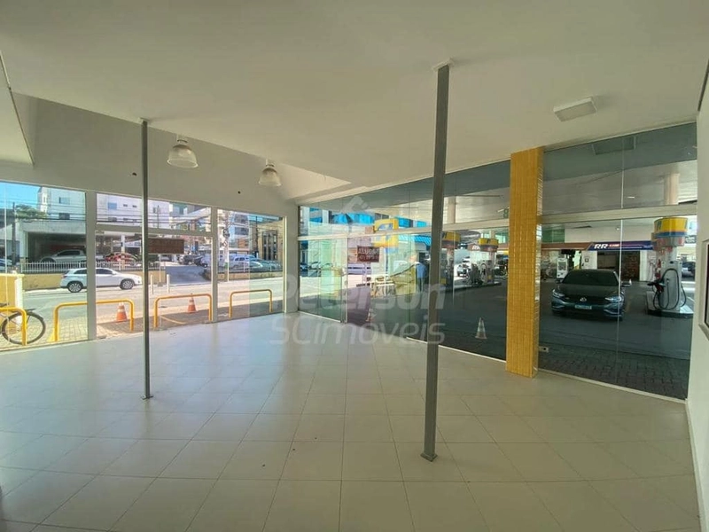 Sala com 130m2 para locação no Centro de Brusque-SC: 2ª foto da galeria de imagens do imóvel