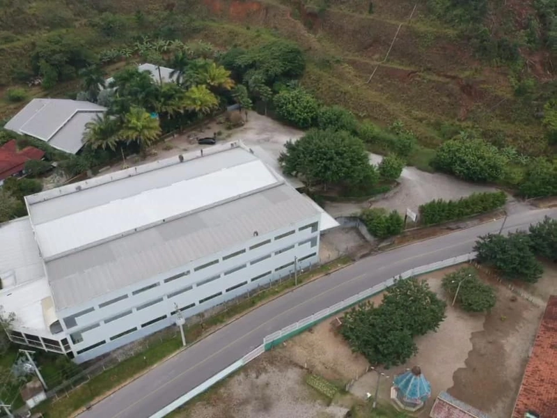 Galpão Industrial e comercial com casa de alto padrão a venda: 5ª foto da galeria de imagens do imóvel