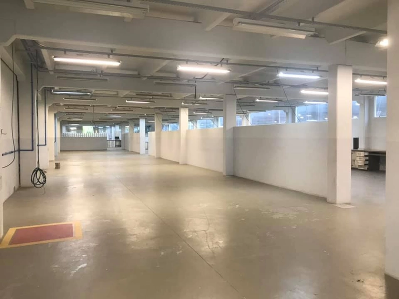 Galpão Industrial e comercial com casa de alto padrão a venda: 13ª foto da galeria de imagens do imóvel