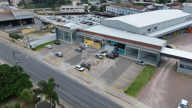 Salas Comerciais para Locação na Rodovia Ivo Silveira, Bairro Steffen: 14ª foto da galeria de imagens do imóvel