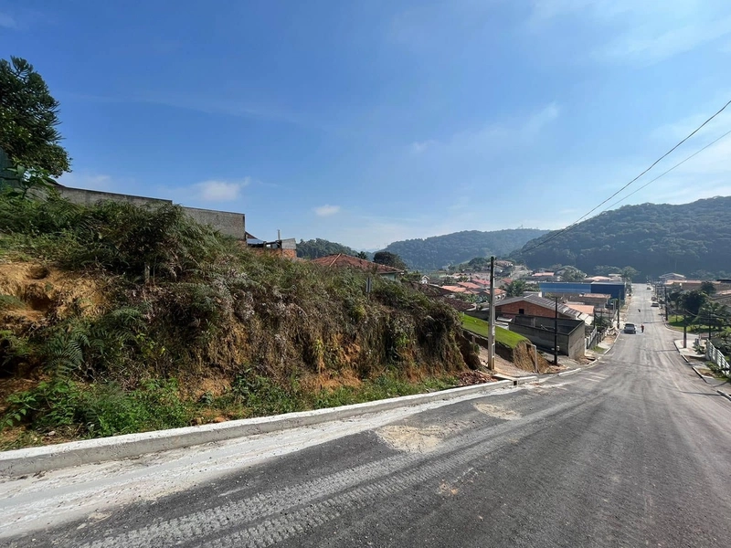 Terreno para venda na travessa Dom Joaquim em Brusque - SC: 3ª foto da galeria de imagens do imóvel