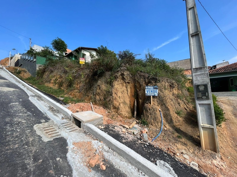 Terreno para venda na travessa Dom Joaquim em Brusque - SC: 1ª foto da galeria de imagens do imóvel