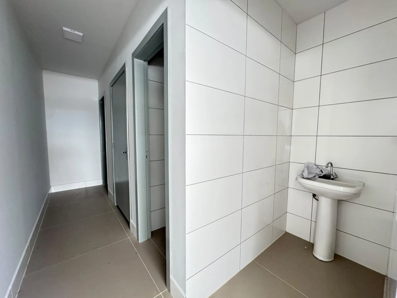 Galpão comercial com 2.200m2 próximo a Fip para locação em Brusque: 5ª foto da galeria de imagens do imóvel