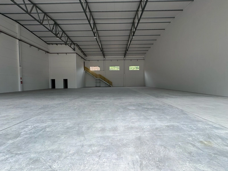 Galpão comercial com 2.200m2 próximo a Fip para locação em Brusque: 16ª foto da galeria de imagens do imóvel
