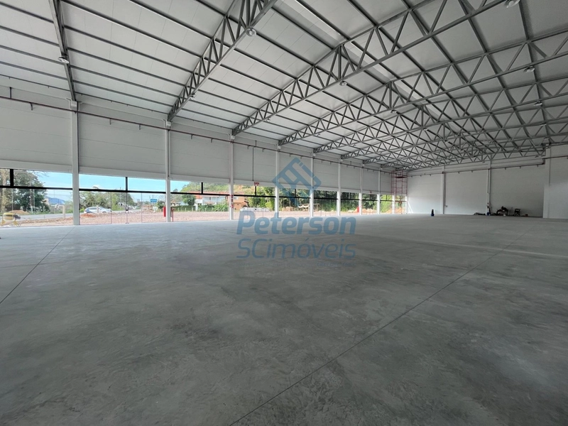 Galpão comercial com 2.200m2 próximo a Fip para locação em Brusque: 11ª foto da galeria de imagens do imóvel