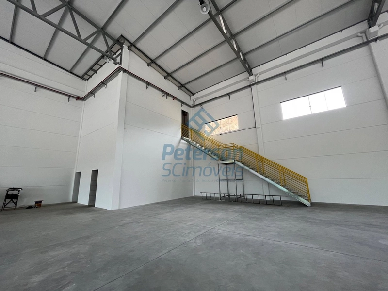 Galpão comercial com 2.200m2 próximo a Fip para locação em Brusque: 14ª foto da galeria de imagens do imóvel