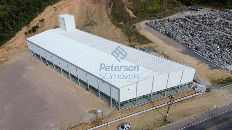 Galpão comercial com 2.200m2 próximo a Fip para locação em Brusque: 3ª foto da galeria de imagens do imóvel