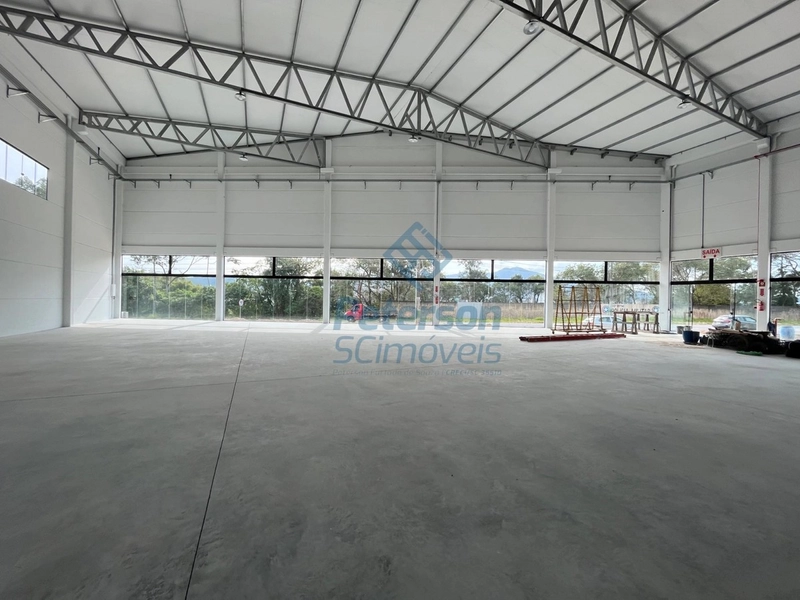 Galpão comercial com 2.200m2 próximo a Fip para locação em Brusque: 10ª foto da galeria de imagens do imóvel