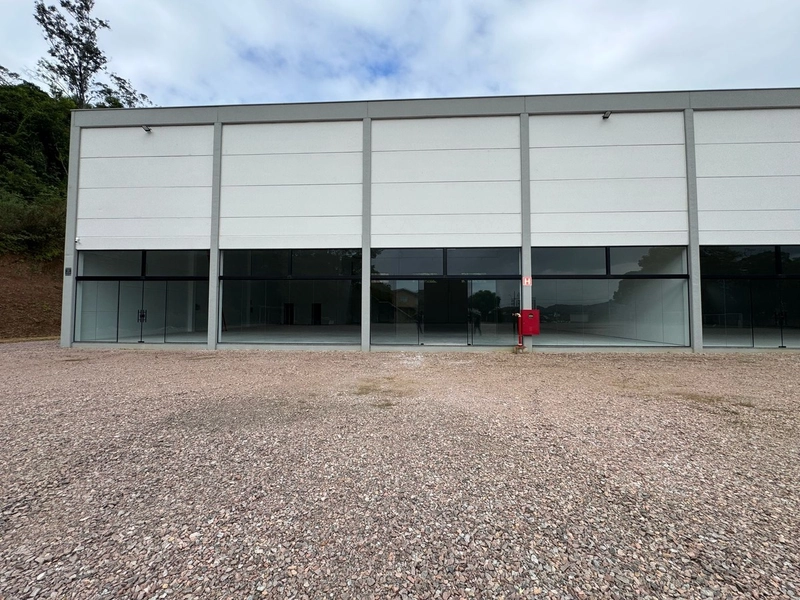 Galpão comercial com 2.200m2 próximo a Fip para locação em Brusque: 7ª foto da galeria de imagens do imóvel
