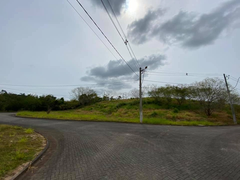 Lotes no Condomínio Arnaldo Imhof no Centro de Brusque: 5ª foto da galeria de imagens do imóvel