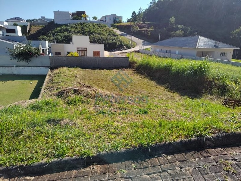 Terreno escriturado de 465 m² no bairro Souza Cruz em Brusque: 1ª foto da galeria de imagens do imóvel