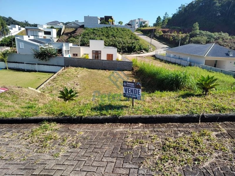 Terreno escriturado de 465 m² no bairro Souza Cruz em Brusque: 4ª foto da galeria de imagens do imóvel