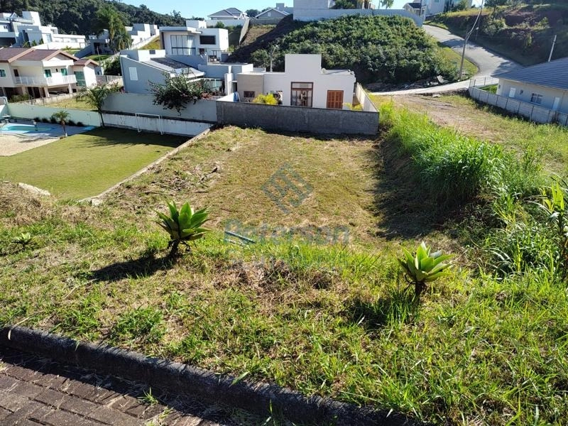 Terreno escriturado de 465 m² no bairro Souza Cruz em Brusque: 3ª foto da galeria de imagens do imóvel