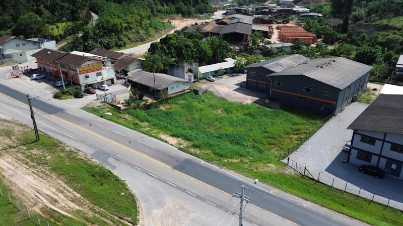 Terreno comercial para venda de frente para Rod. Ivo Silveira, Brusque: 3ª foto da galeria de imagens do imóvel