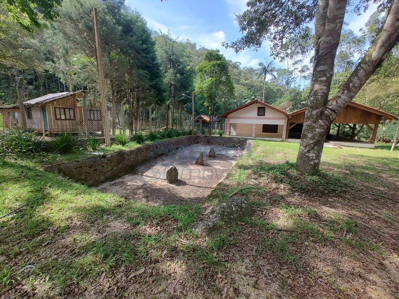 Chácara com riacho, casa e lagoas no Cedro Grande em Brusque: 6ª foto da galeria de imagens do imóvel