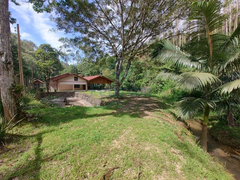 Chácara com riacho, casa e lagoas no Cedro Grande em Brusque: 1ª foto da galeria de imagens do imóvel