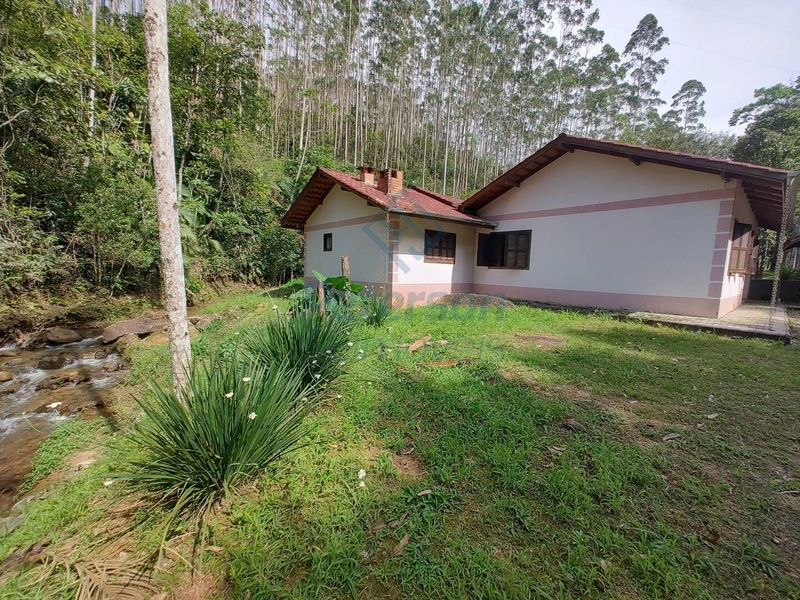Chácara com riacho, casa e lagoas no Cedro Grande em Brusque: 21ª foto da galeria de imagens do imóvel