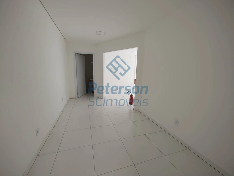 Sala para locação no Centro de Guabiruba: 2ª foto da galeria de imagens do imóvel