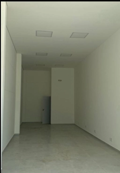 Sala para locação no Centro de Guabiruba: 1ª foto da galeria de imagens do imóvel