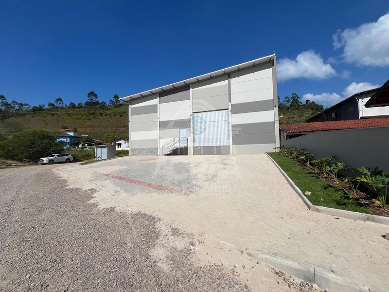 Galpão novo com 600m2 com doca para locação em Brusque-SC: 6ª foto da galeria de imagens do imóvel