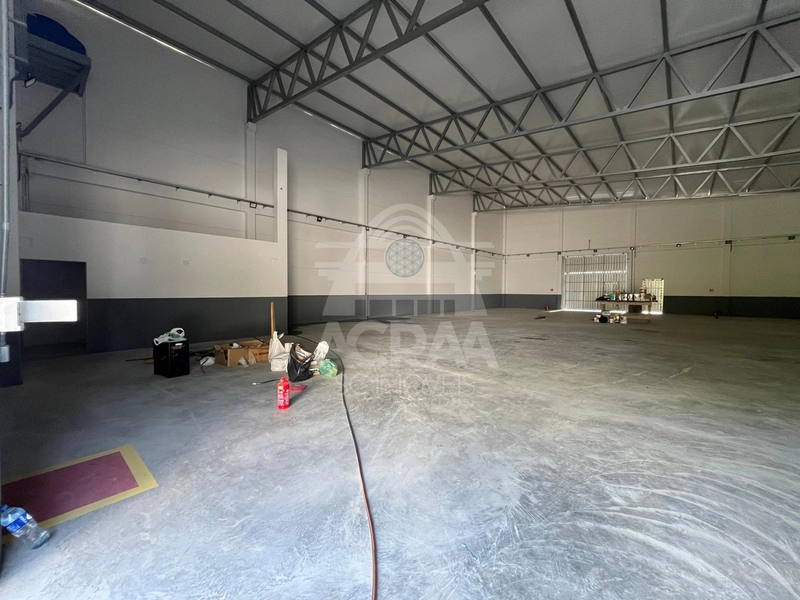 Galpão novo com 600m2 com doca para locação em Brusque-SC: 2ª foto da galeria de imagens do imóvel