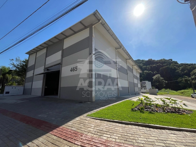 Galpão novo com 600m2 com doca para locação em Brusque-SC: 8ª foto da galeria de imagens do imóvel
