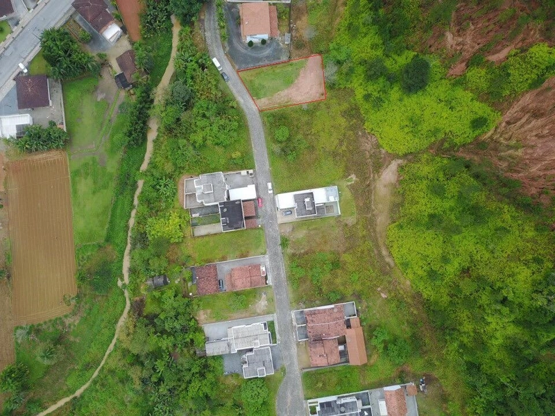 Vende Terreno Na Guabiruba Sul Com 610 m²: 2ª foto da galeria de imagens do imóvel