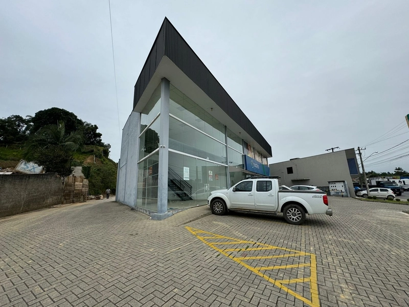 Sala comercial para locação de frente para Rod. Antonio Heil, Brusque: 3ª foto da galeria de imagens do imóvel