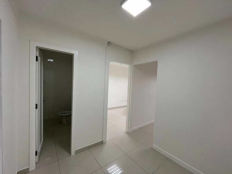 Sala comercial no centro Brusque: 5ª foto da galeria de imagens do imóvel