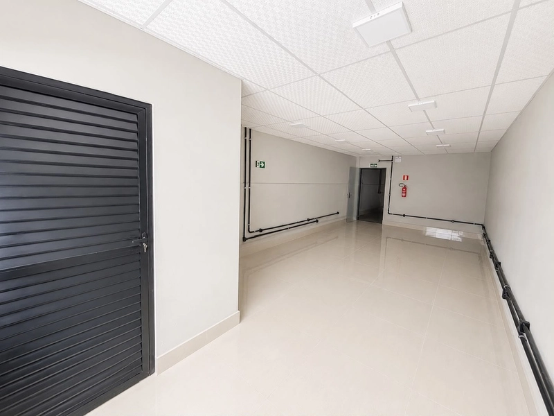 Galpão área total de 432,15m²,agende sua visita ainda hoje!: 4ª foto da galeria de imagens do imóvel