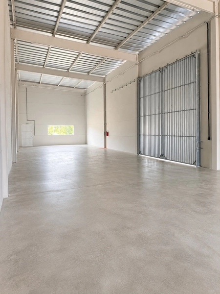 Galpão área total de 432,15m²,agende sua visita ainda hoje!: 8ª foto da galeria de imagens do imóvel