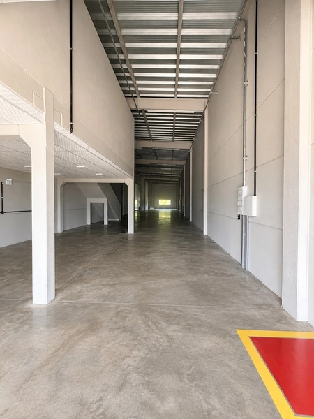Galpão área total de 432,15m²,agende sua visita ainda hoje!: 5ª foto da galeria de imagens do imóvel