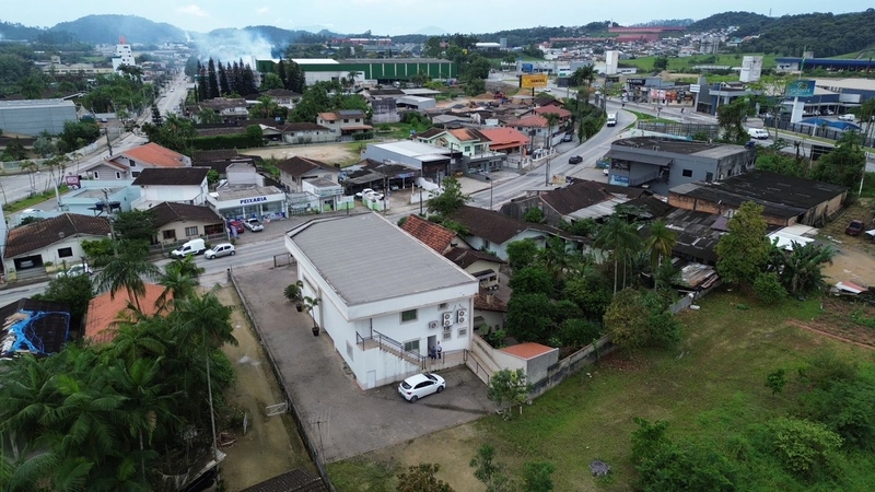 Sala comercial no bairro Santa Terezinha: 2ª foto da galeria de imagens do imóvel