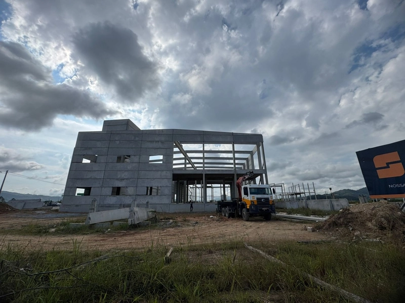 Galpão novo em Gaspar, com 10.000m2 para locação próximo a BR 470: 11ª foto da galeria de imagens do imóvel