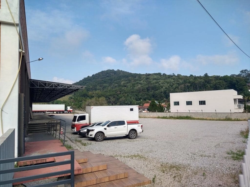 Galpão logístico pronto com 1.000m2 para locação em Gaspar: 10ª foto da galeria de imagens do imóvel