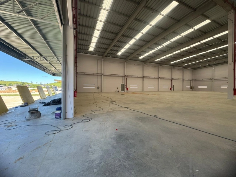 Em Ilhota,Galpão para locação com Docas,fale conosco !: 8ª foto da galeria de imagens do imóvel