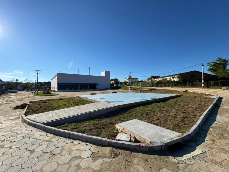 Em Ilhota,Galpão para locação com Docas,fale conosco !: 2ª foto da galeria de imagens do imóvel