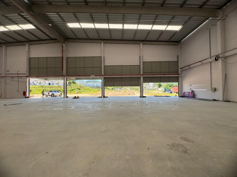 Em Ilhota,Galpão para locação a 28m²,sem taxa de condomíio:: 5ª foto da galeria de imagens do imóvel