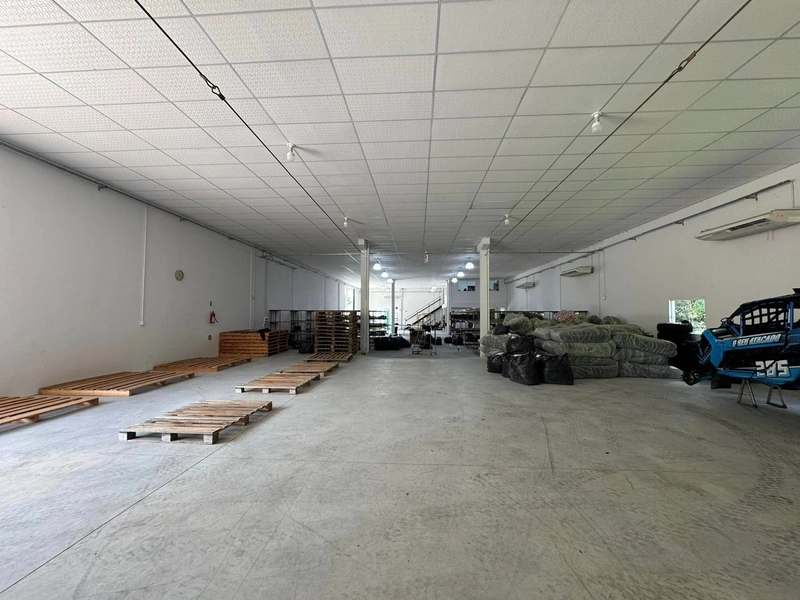 Galpão com 750m2 para locação no Bairro Óleo Grande em Gaspar - SC: 6ª foto da galeria de imagens do imóvel