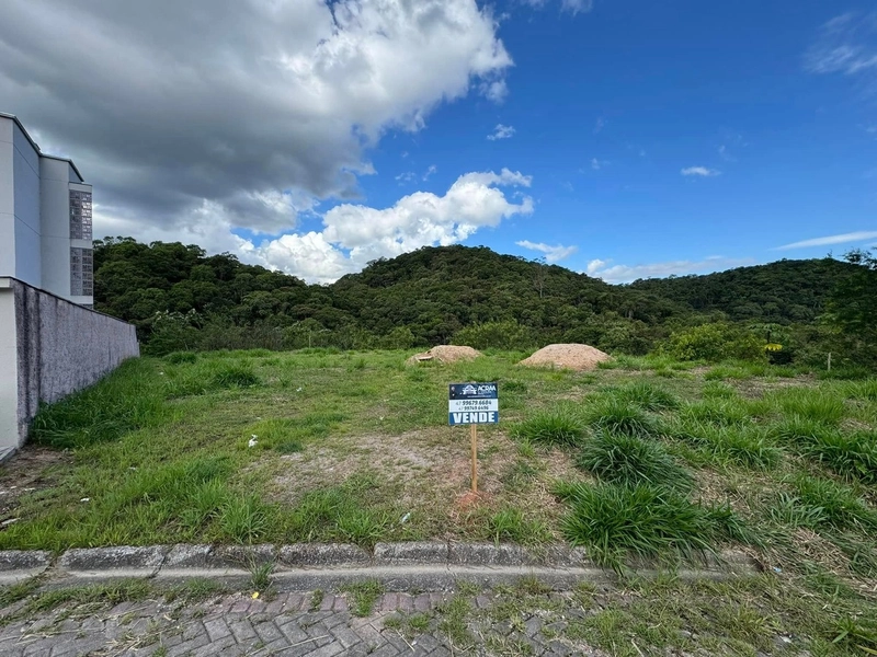 Terreno com 525m2 a venda no Bairro Aguas Claras, Lot. Independência: 1ª foto da galeria de imagens do imóvel