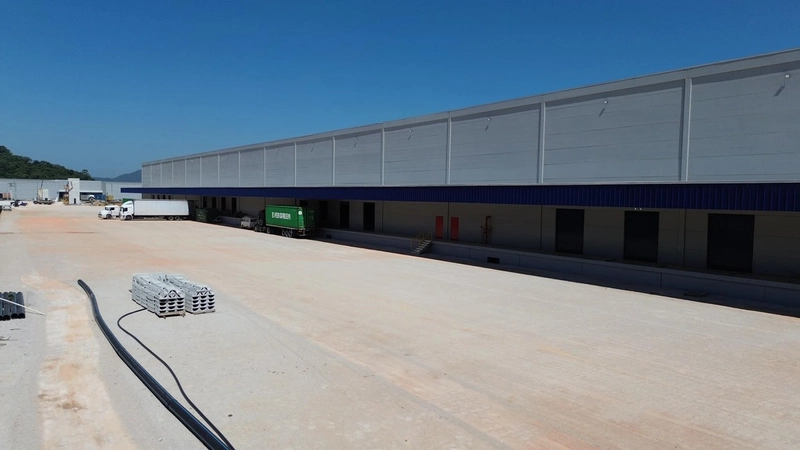 Galpão novo com 51.000m2 com docas em condomínio logístico em Itajaí: 5ª foto da galeria de imagens do imóvel