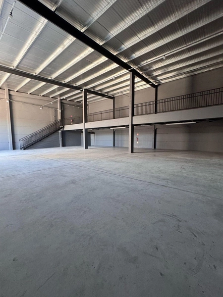 Galpão novo com 470m2 para locação no Bairro São João em Itajaí - SC: 4ª foto da galeria de imagens do imóvel