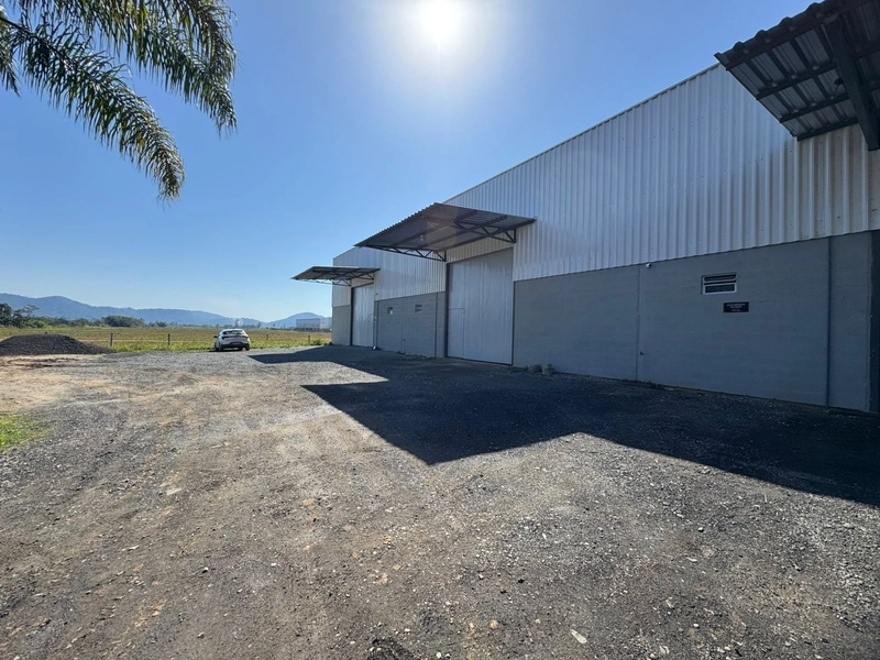 Galpão com 240m2 para locação no Bairro Itaipava em Itajaí - SC: 9ª foto da galeria de imagens do imóvel