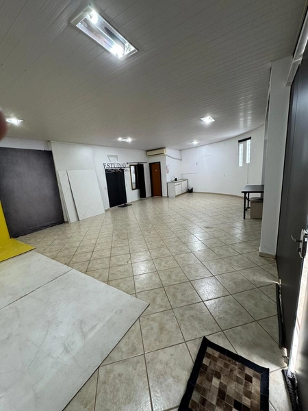 Sala localizada em bairro excelente, pronta para receber seu negócio!: 3ª foto da galeria de imagens do imóvel