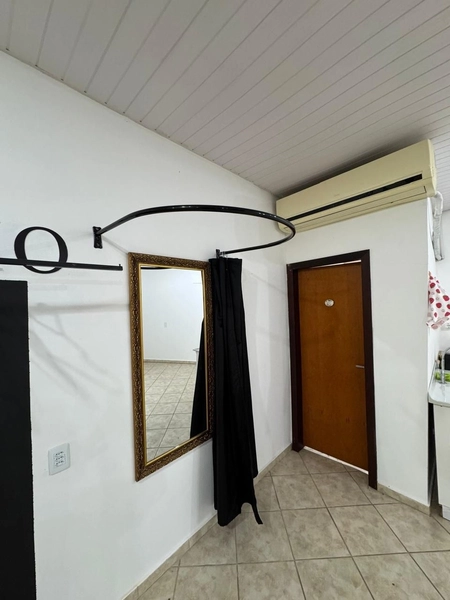 Sala localizada em bairro excelente, pronta para receber seu negócio!: 2ª foto da galeria de imagens do imóvel